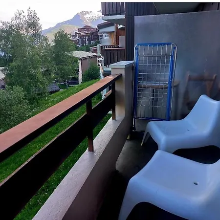 3 Etoiles 6 Pers Au Pied Des Pistes Vue Spendide Sur La Montagne Les 2 Alpes 1800 M